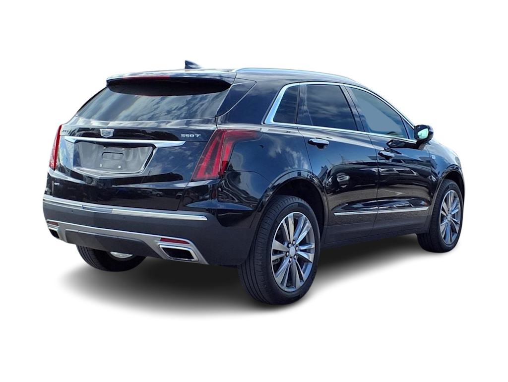 Thumbnail: 2024 Cadillac XT5 - 15