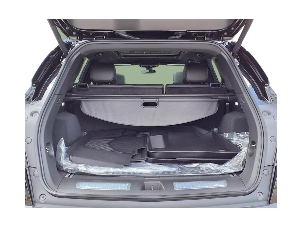 Thumbnail: 2025 Cadillac XT5 - 11