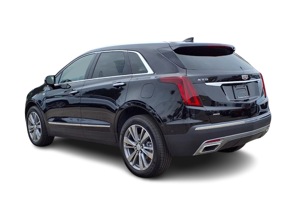 Thumbnail: 2026 Cadillac XT5 - 3