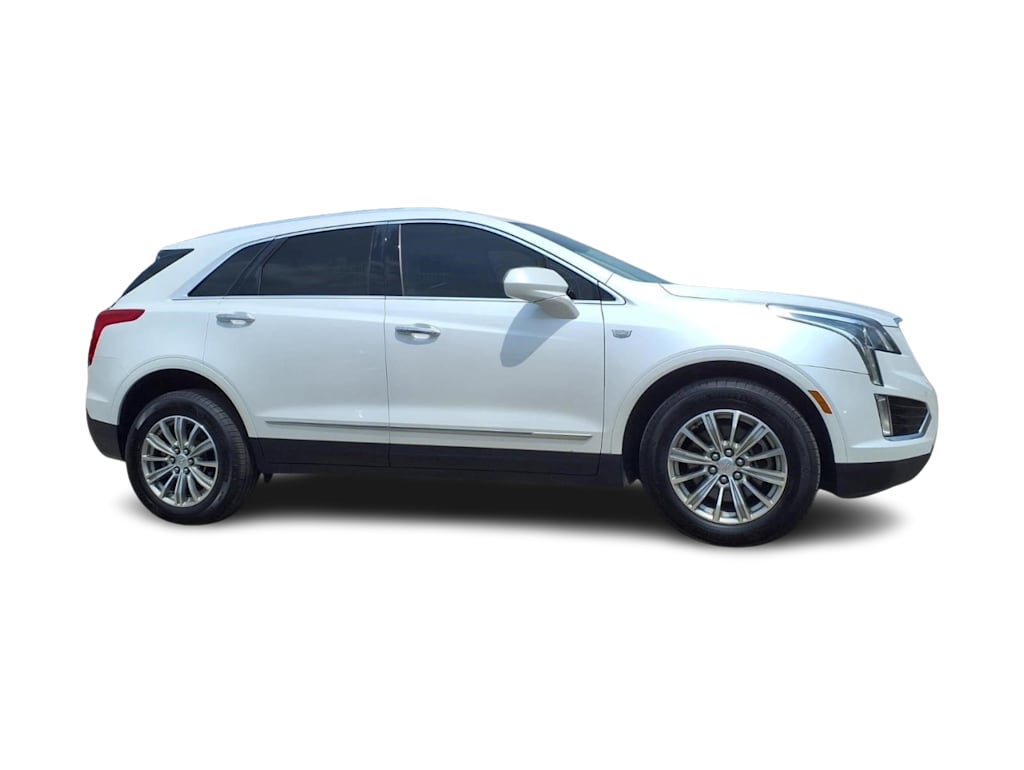 Thumbnail: 2018 Cadillac XT5 - 17