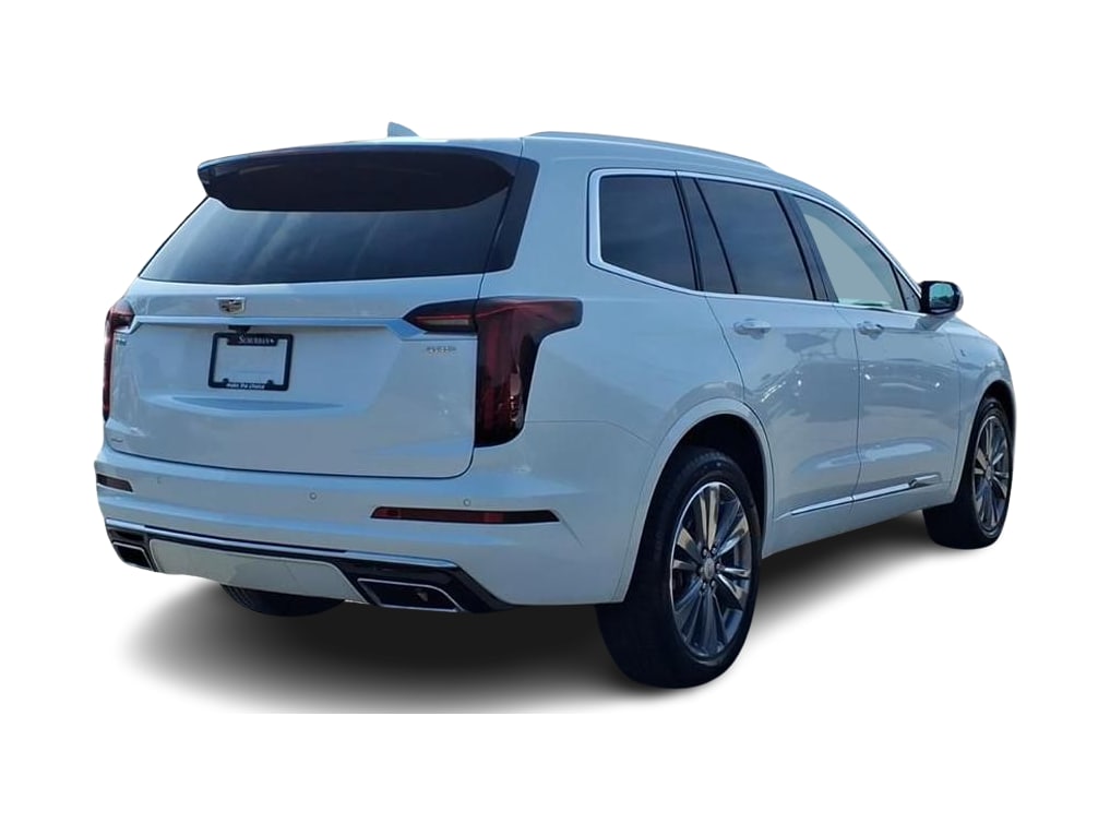 Thumbnail: 2022 Cadillac XT6 - 16