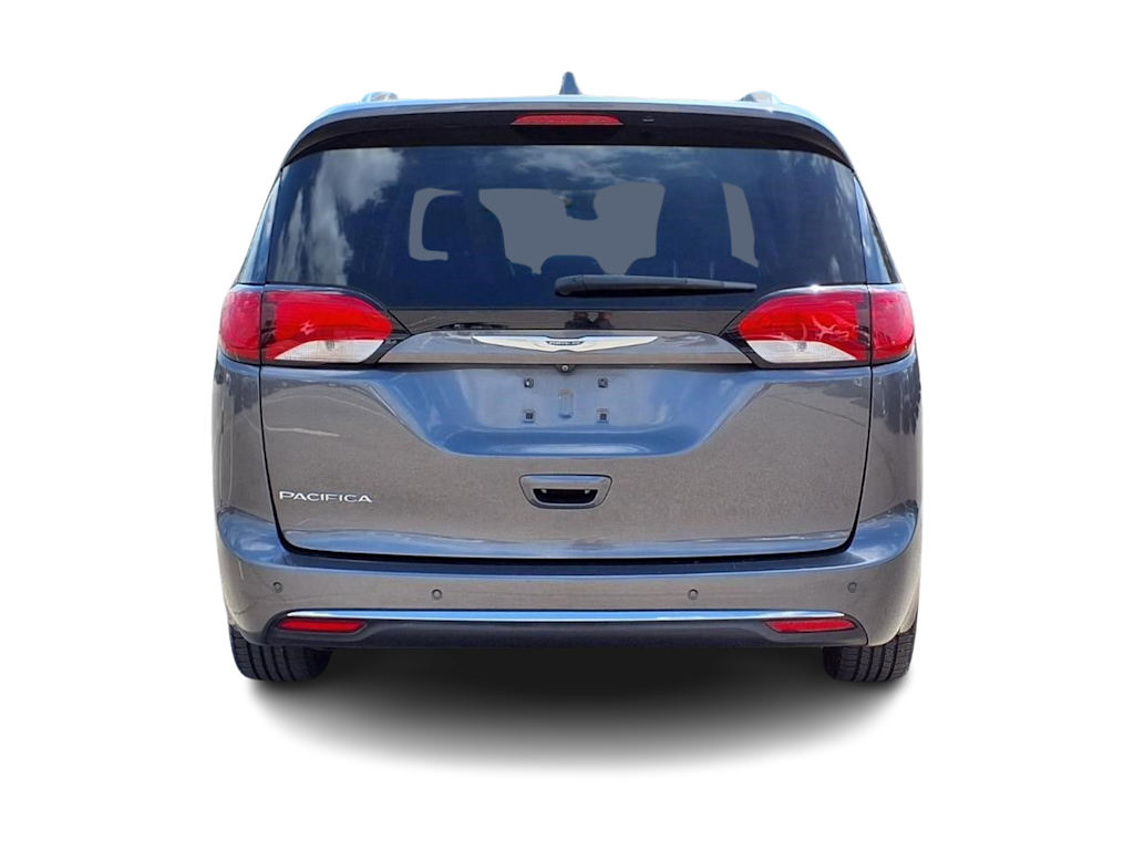 Thumbnail: 2019 Chrysler Pacifica - 5
