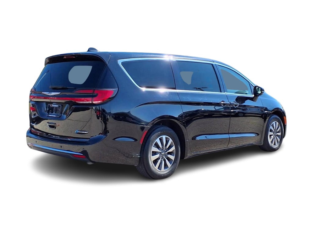 Thumbnail: 2024 Chrysler Pacifica - 19