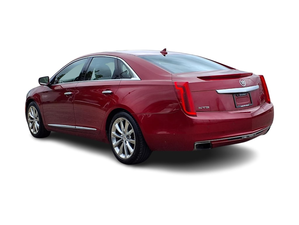 Thumbnail: 2013 Cadillac XTS - 3