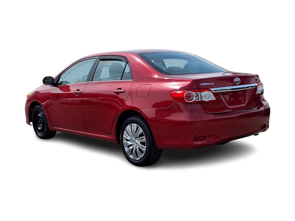 Thumbnail: 2013 Toyota Corolla - 3