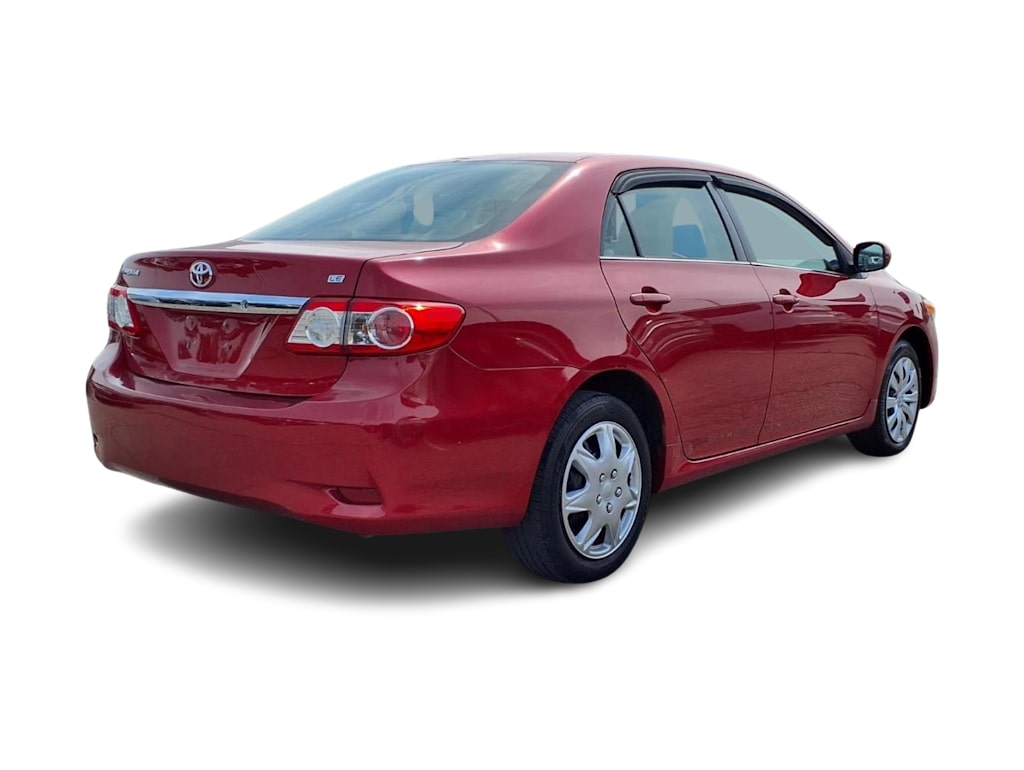 Thumbnail: 2013 Toyota Corolla - 16