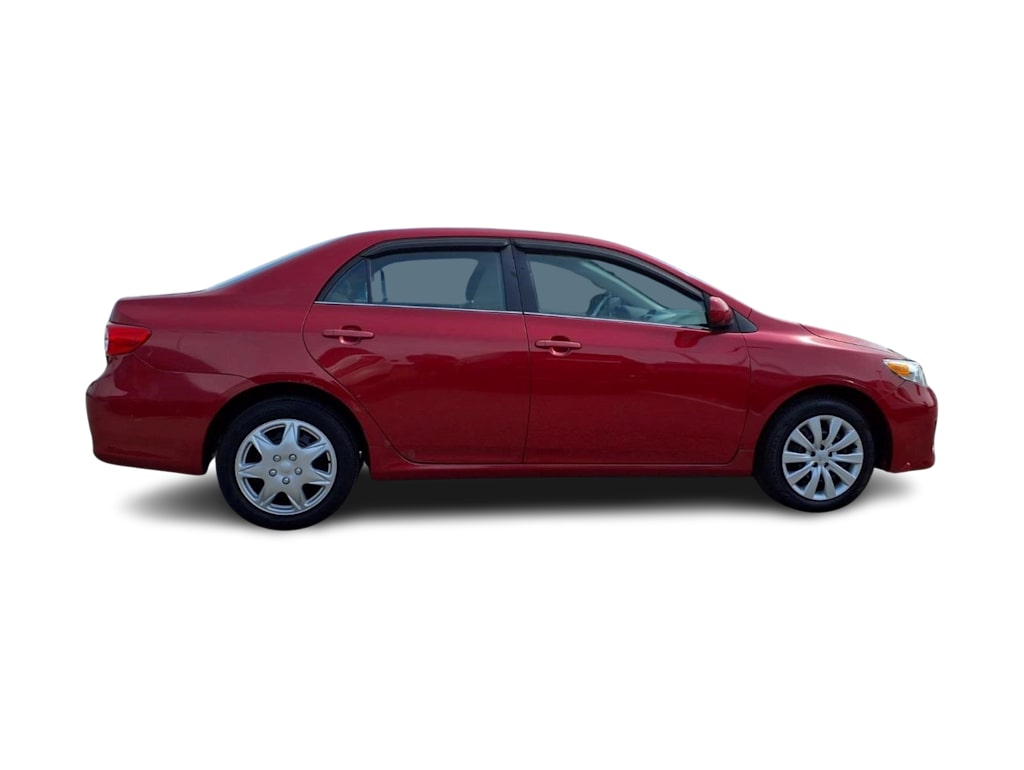 Thumbnail: 2013 Toyota Corolla - 15