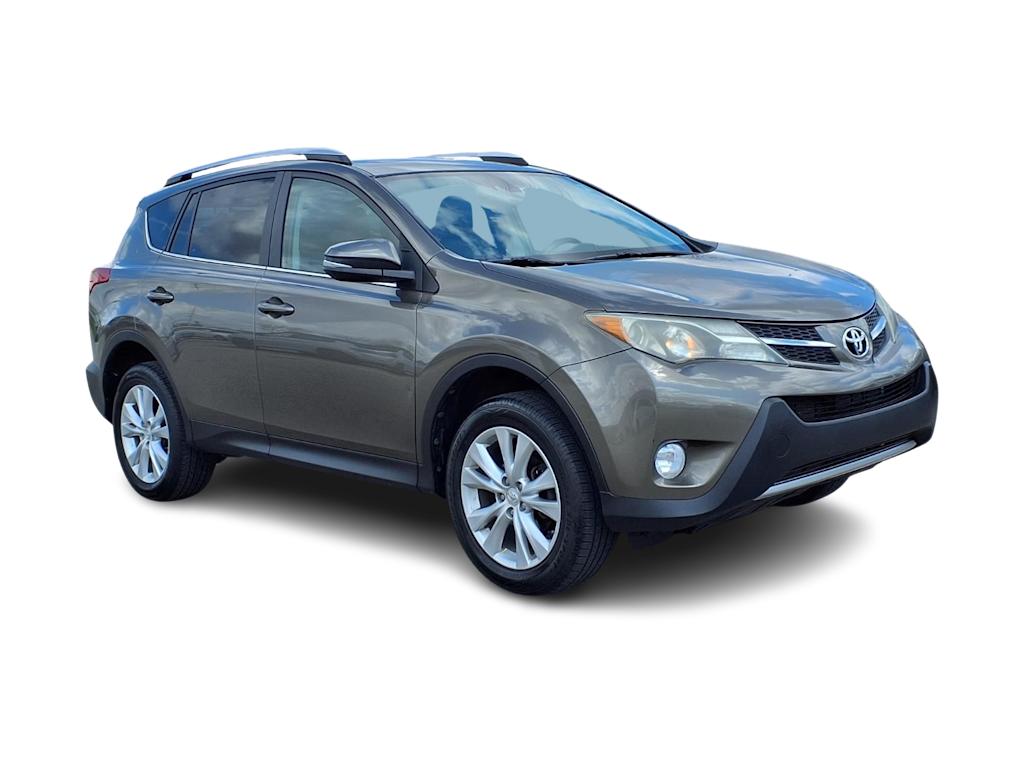 Thumbnail: 2014 Toyota RAV4 - 17