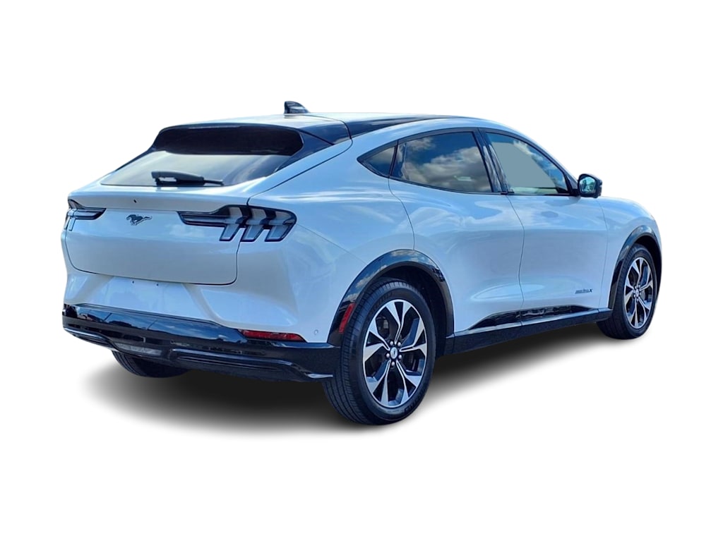 Thumbnail: 2022 Ford Mustang Mach-E - 17