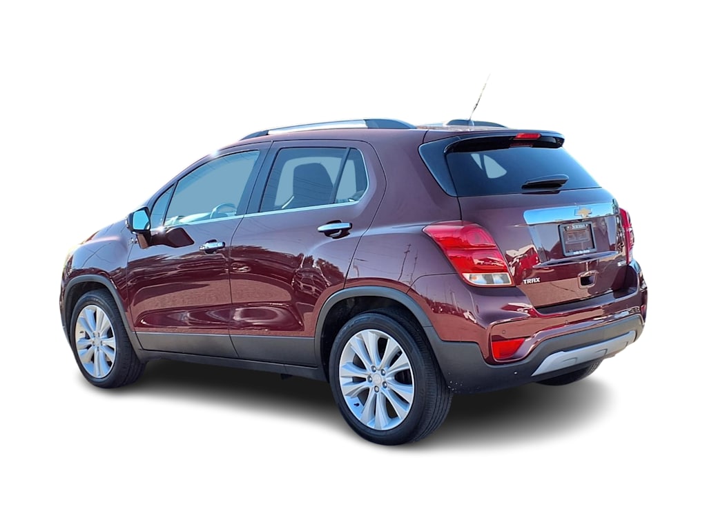 Thumbnail: 2017 Chevrolet Trax - 4