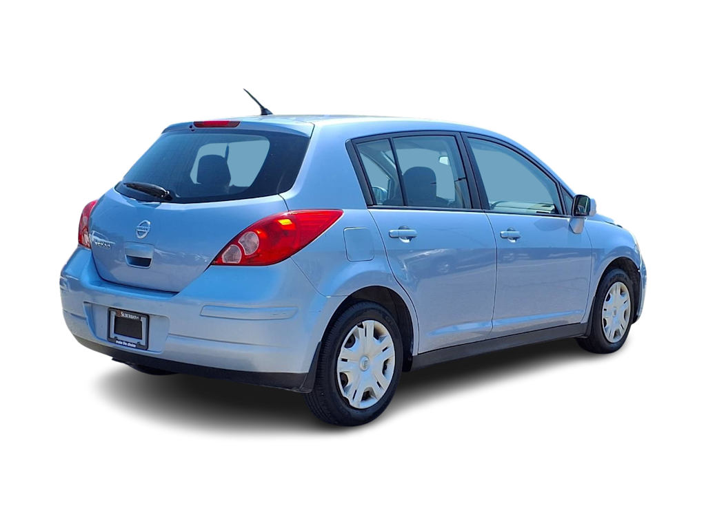 Thumbnail: 2012 Nissan Versa - 16