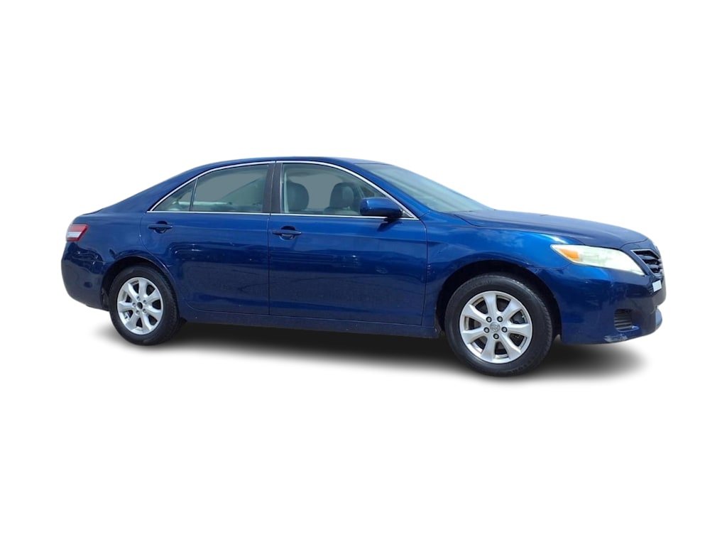 Thumbnail: 2011 Toyota Camry - 16