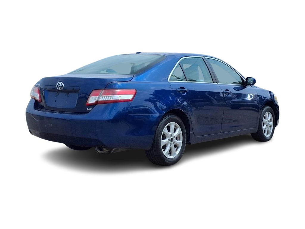 Thumbnail: 2011 Toyota Camry - 17