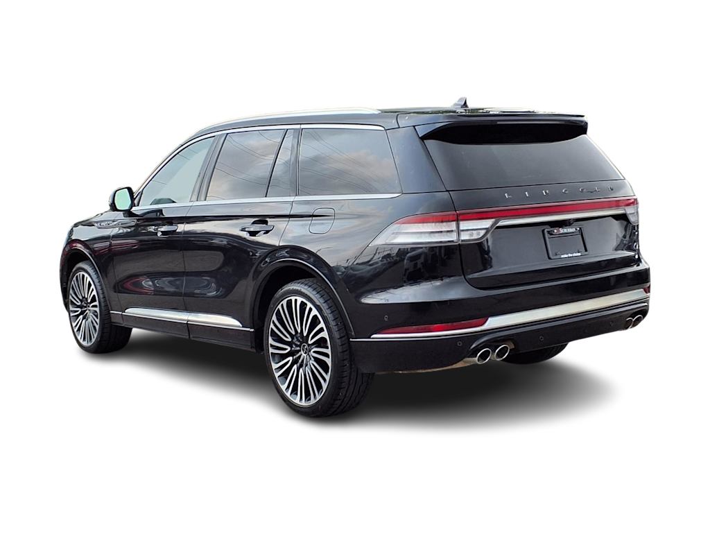 Thumbnail: 2023 Lincoln Aviator - 4