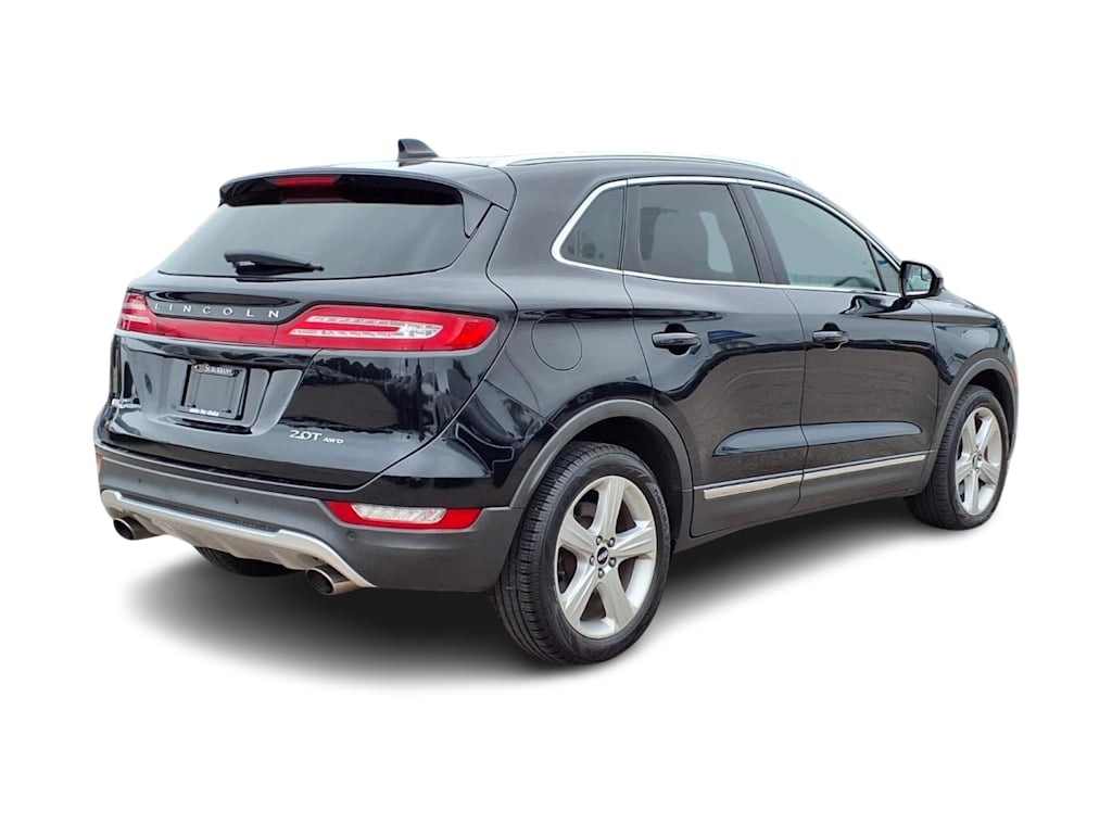 Thumbnail: 2018 Lincoln MKC - 17