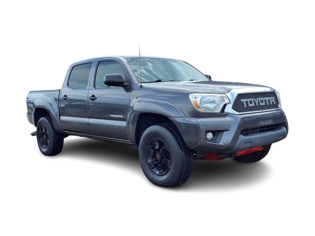 Thumbnail: 2015 Toyota Tacoma - 17