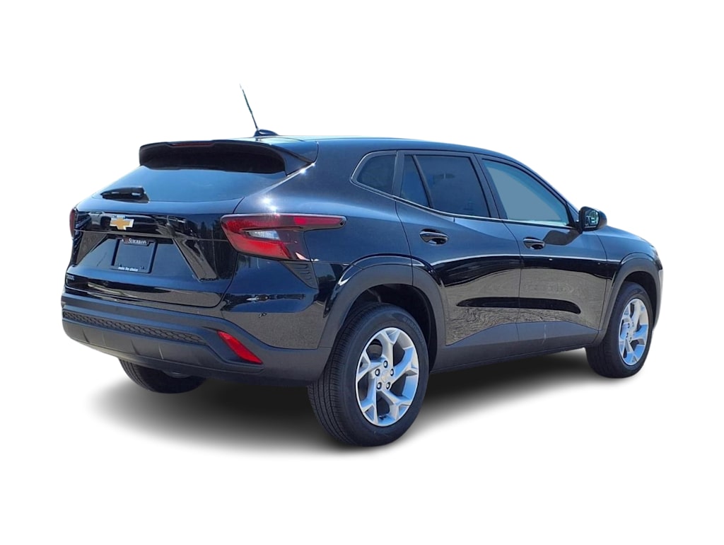 Thumbnail: 2026 Chevrolet Trax - 16