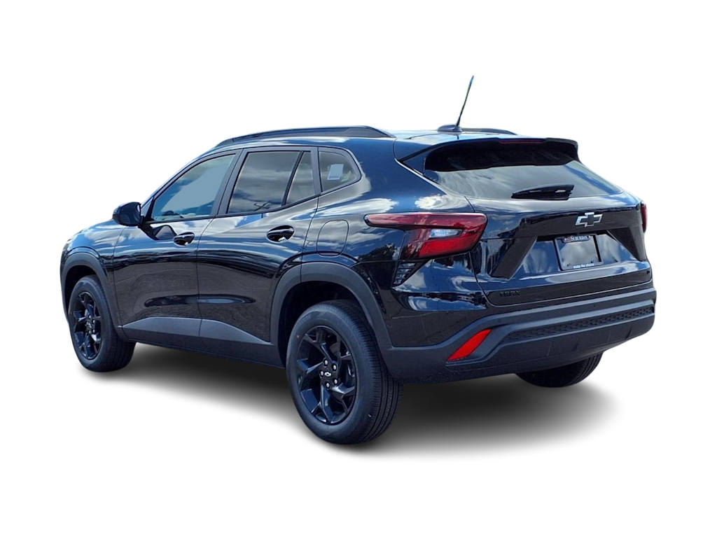 Thumbnail: 2026 Chevrolet Trax - 3