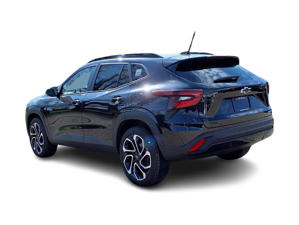 Thumbnail: 2026 Chevrolet Trax - 3