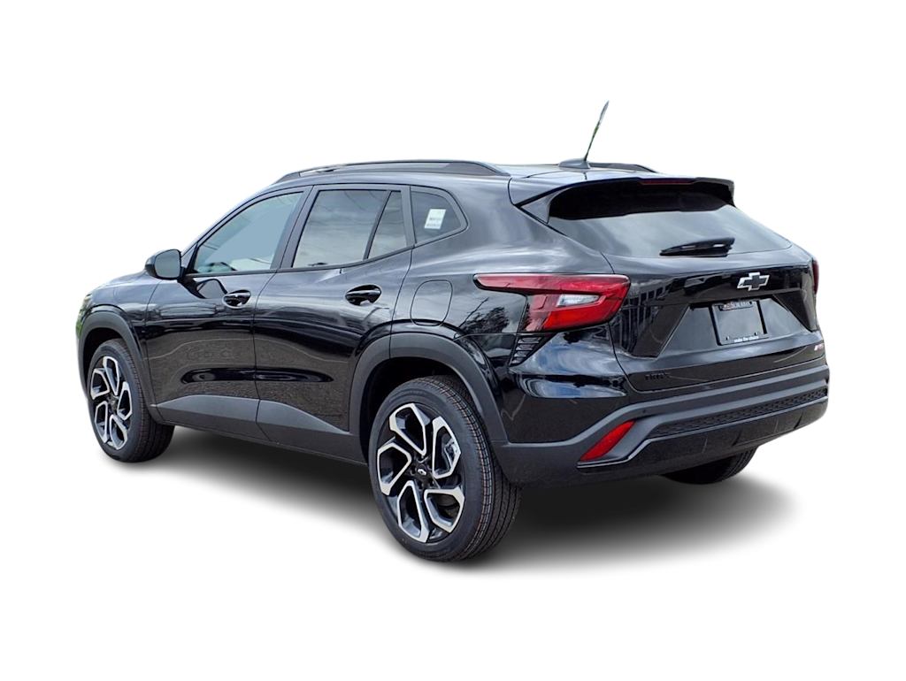 Thumbnail: 2026 Chevrolet Trax - 3