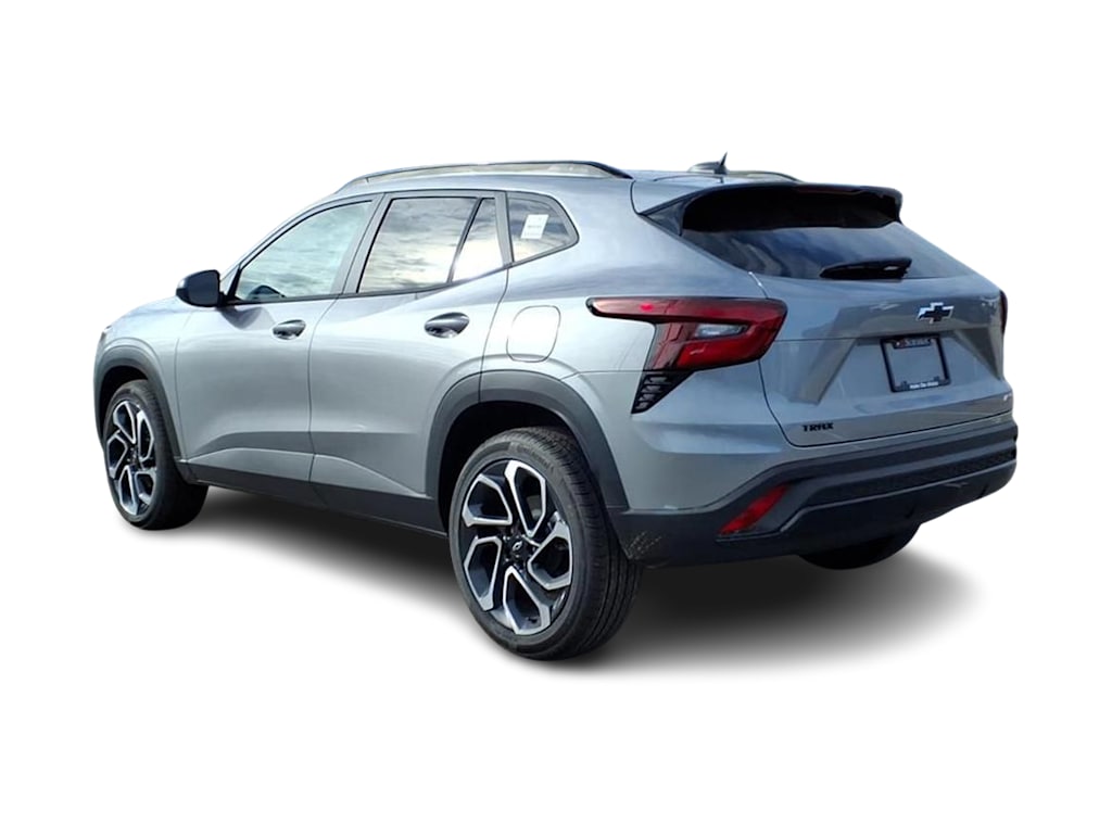 Thumbnail: 2026 Chevrolet Trax - 3