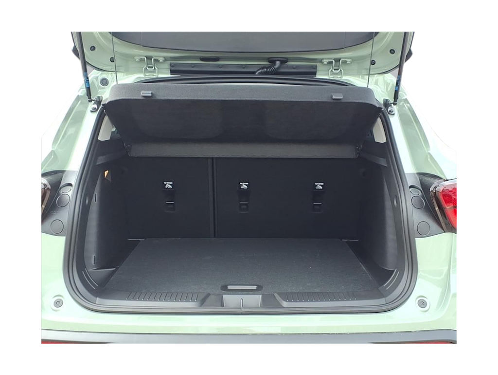 Thumbnail: 2026 Chevrolet Trax - 14