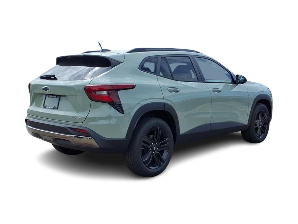 Thumbnail: 2026 Chevrolet Trax - 16