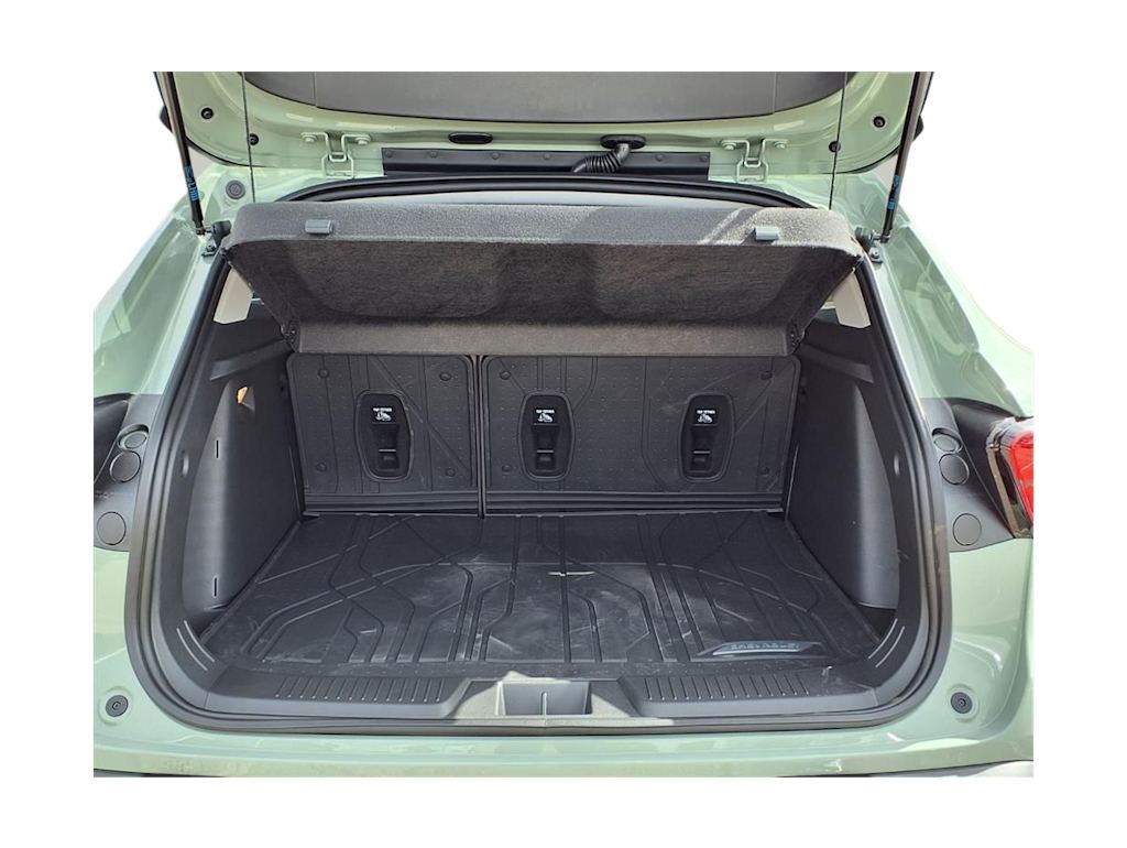 Thumbnail: 2026 Chevrolet Trax - 12