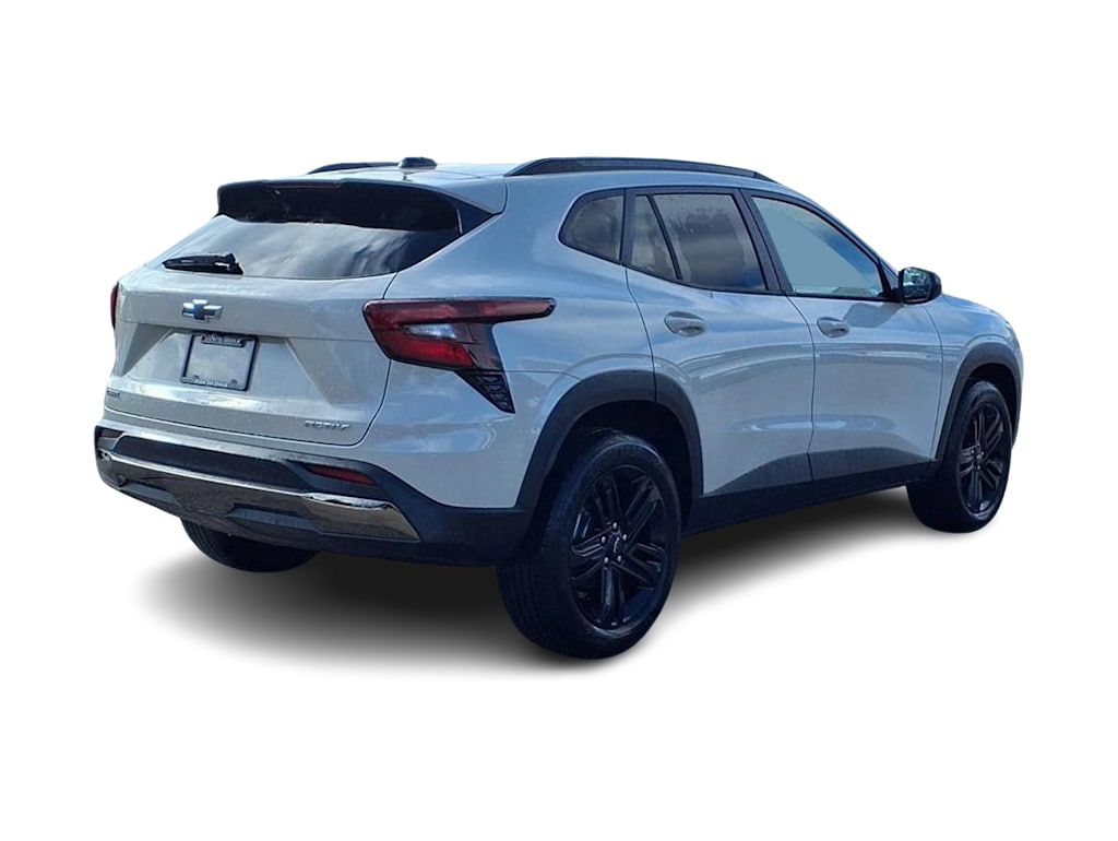 Thumbnail: 2026 Chevrolet Trax - 16