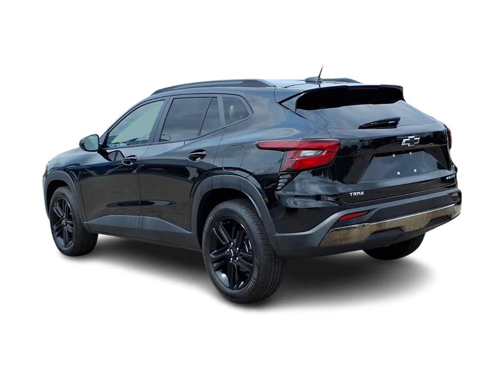 Thumbnail: 2026 Chevrolet Trax - 4
