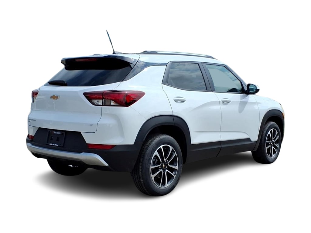 Thumbnail: 2026 Chevrolet TrailBlazer - 15