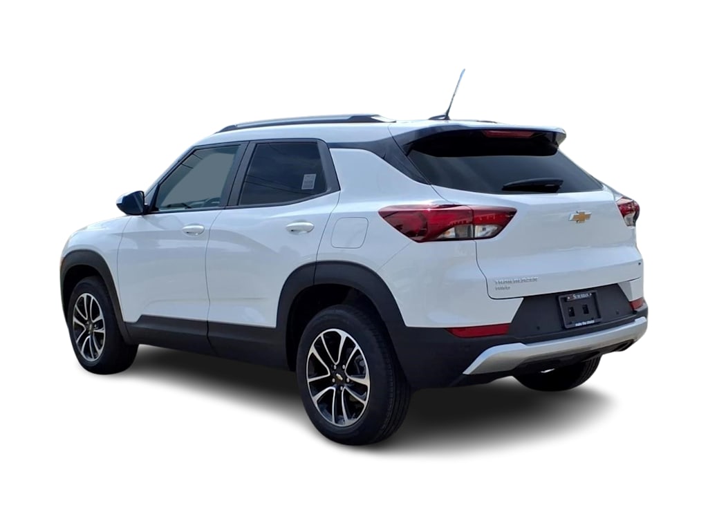 Thumbnail: 2026 Chevrolet TrailBlazer - 3