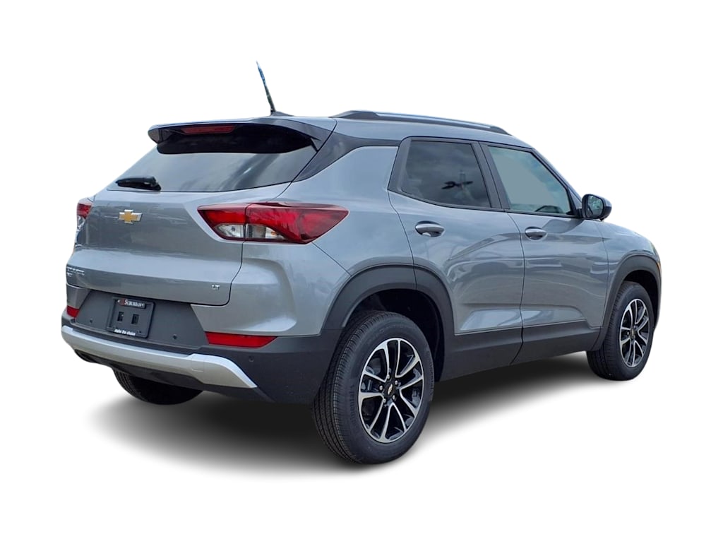 Thumbnail: 2026 Chevrolet TrailBlazer - 16