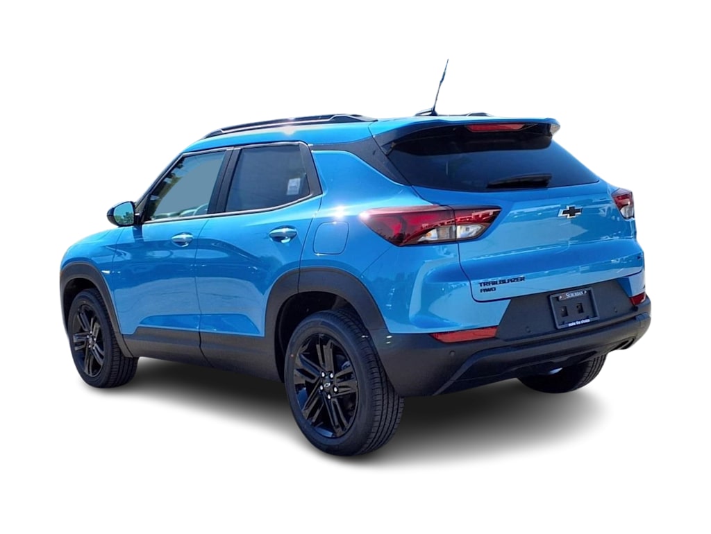 Thumbnail: 2026 Chevrolet TrailBlazer - 3