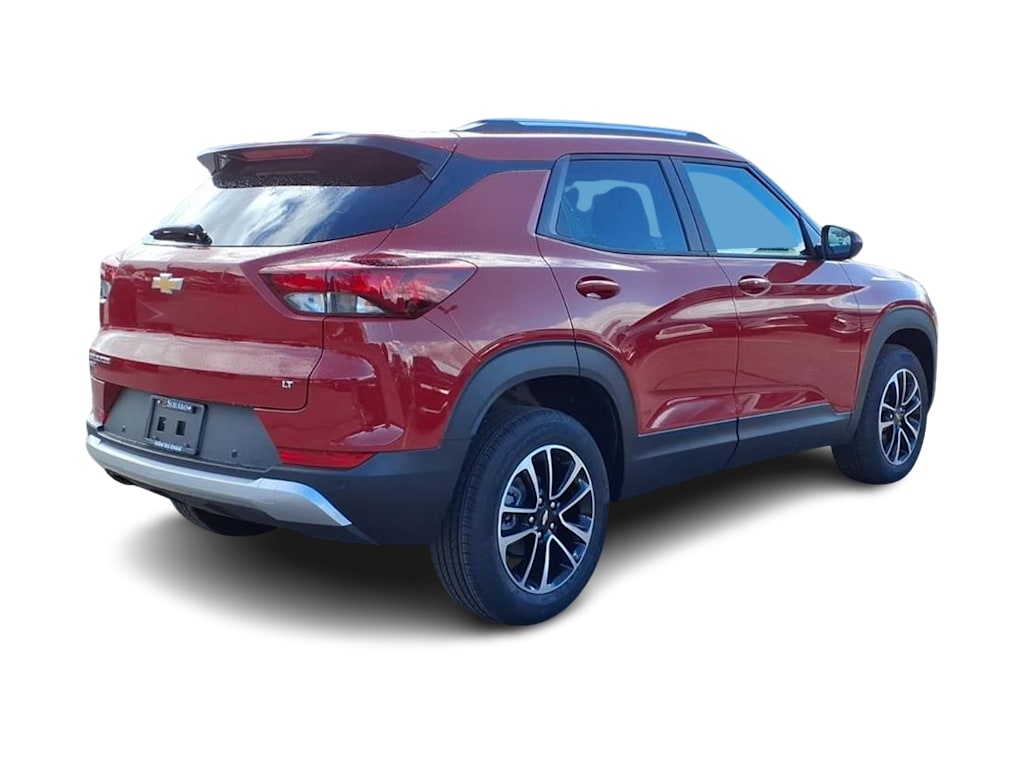 Thumbnail: 2026 Chevrolet TrailBlazer - 16