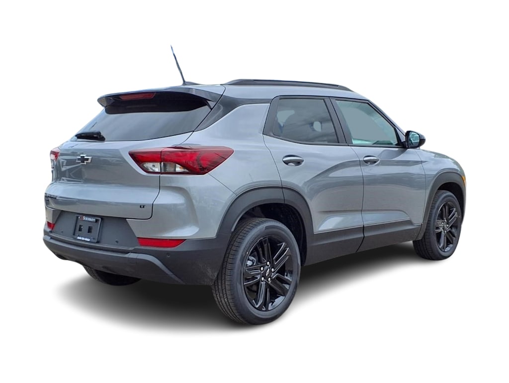 Thumbnail: 2026 Chevrolet TrailBlazer - 15