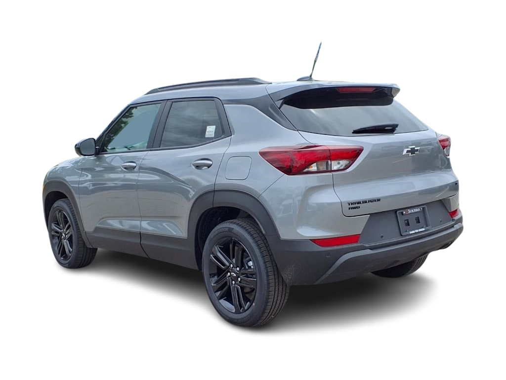 Thumbnail: 2026 Chevrolet TrailBlazer - 3