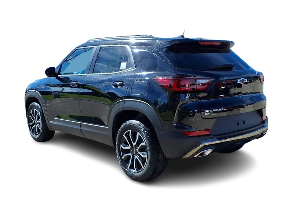 Thumbnail: 2026 Chevrolet TrailBlazer - 3