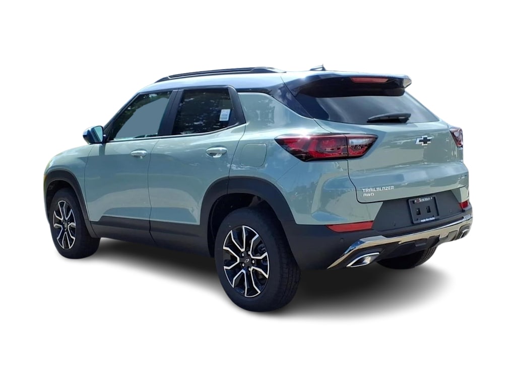Thumbnail: 2026 Chevrolet TrailBlazer - 3