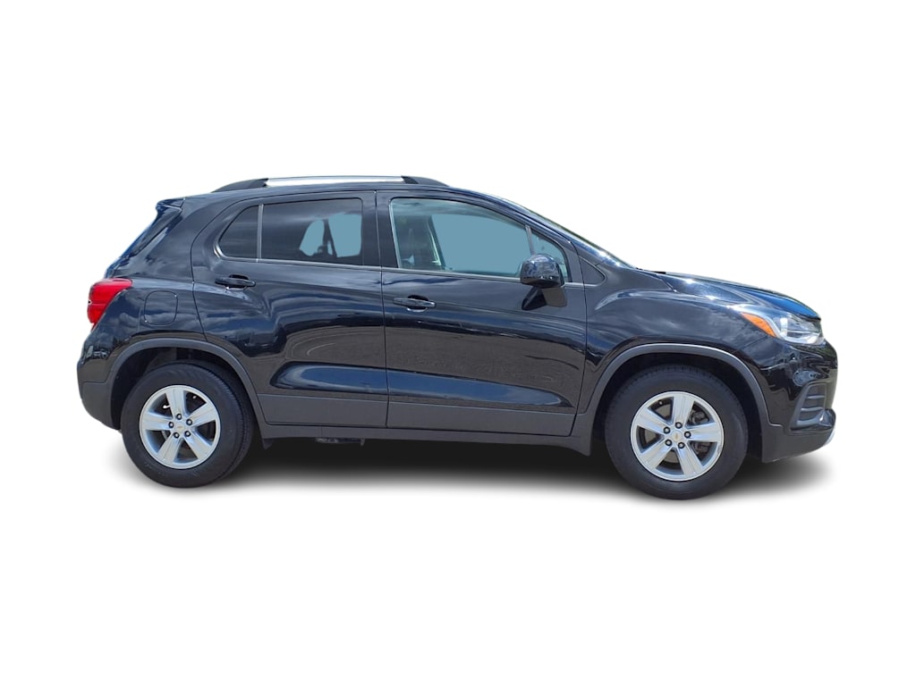 Thumbnail: 2021 Chevrolet Trax - 16