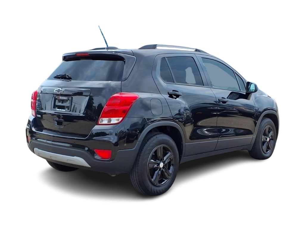 Thumbnail: 2021 Chevrolet Trax - 17