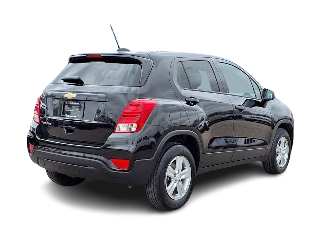 Thumbnail: 2022 Chevrolet Trax - 17