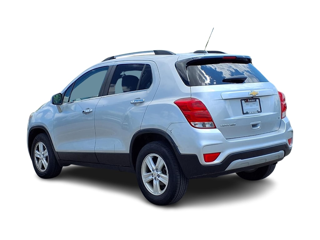 Thumbnail: 2018 Chevrolet Trax - 4