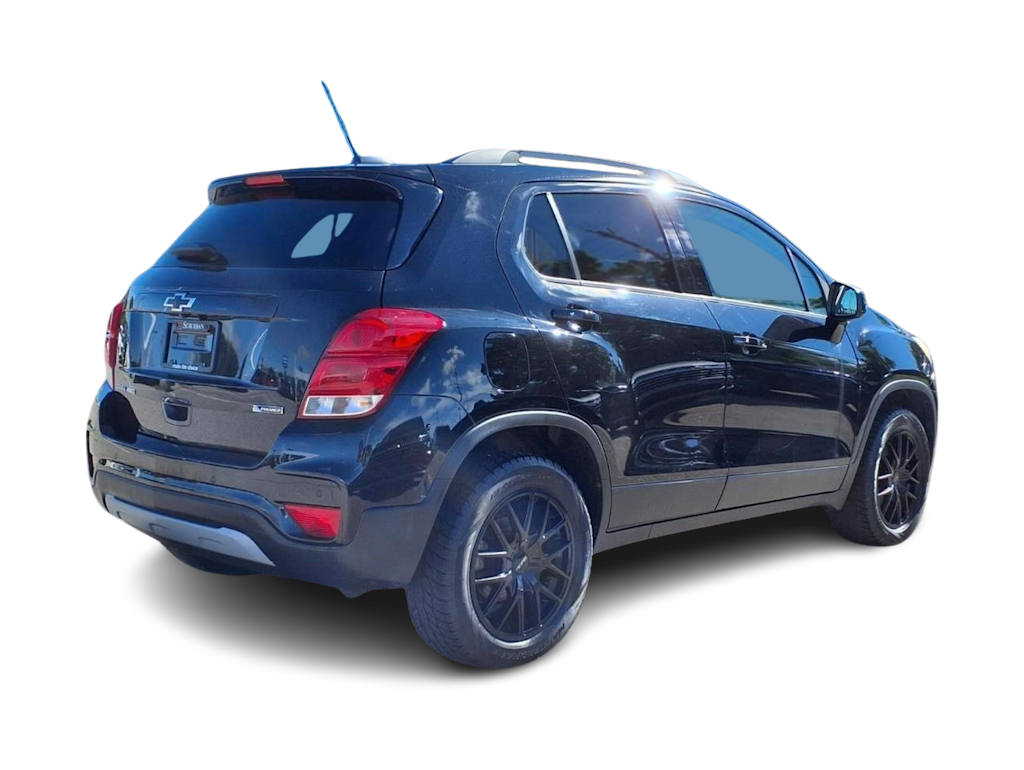 Thumbnail: 2018 Chevrolet Trax - 18