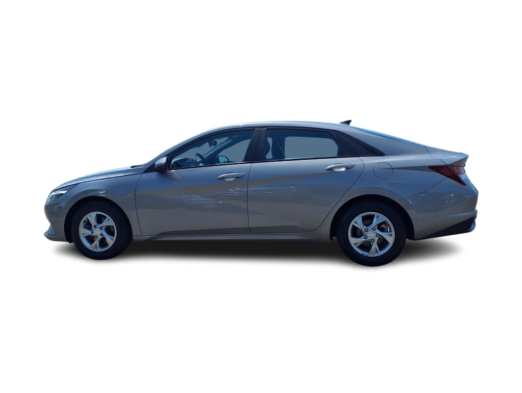 Thumbnail: 2022 Hyundai Elantra - 3
