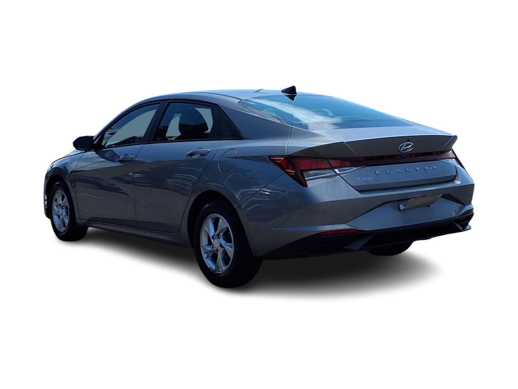 Thumbnail: 2022 Hyundai Elantra - 4