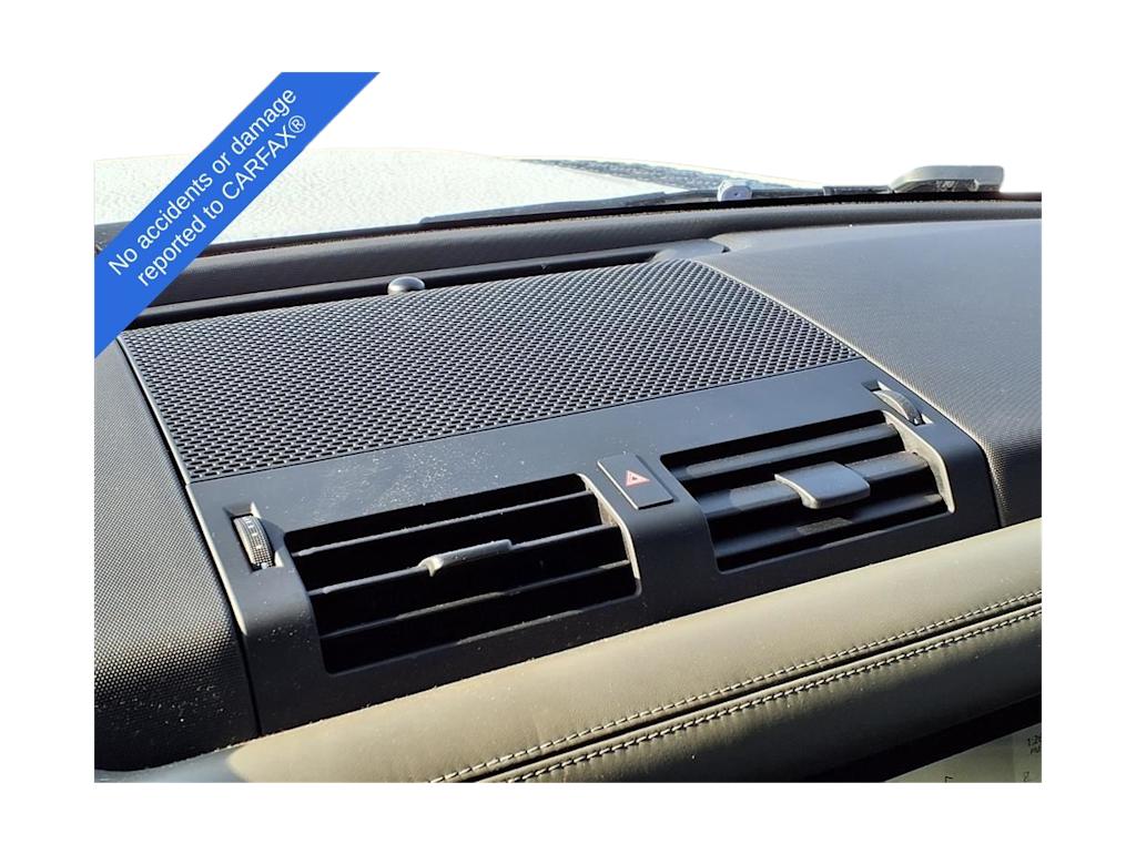 Thumbnail: 2020 Land Rover Defender - 29