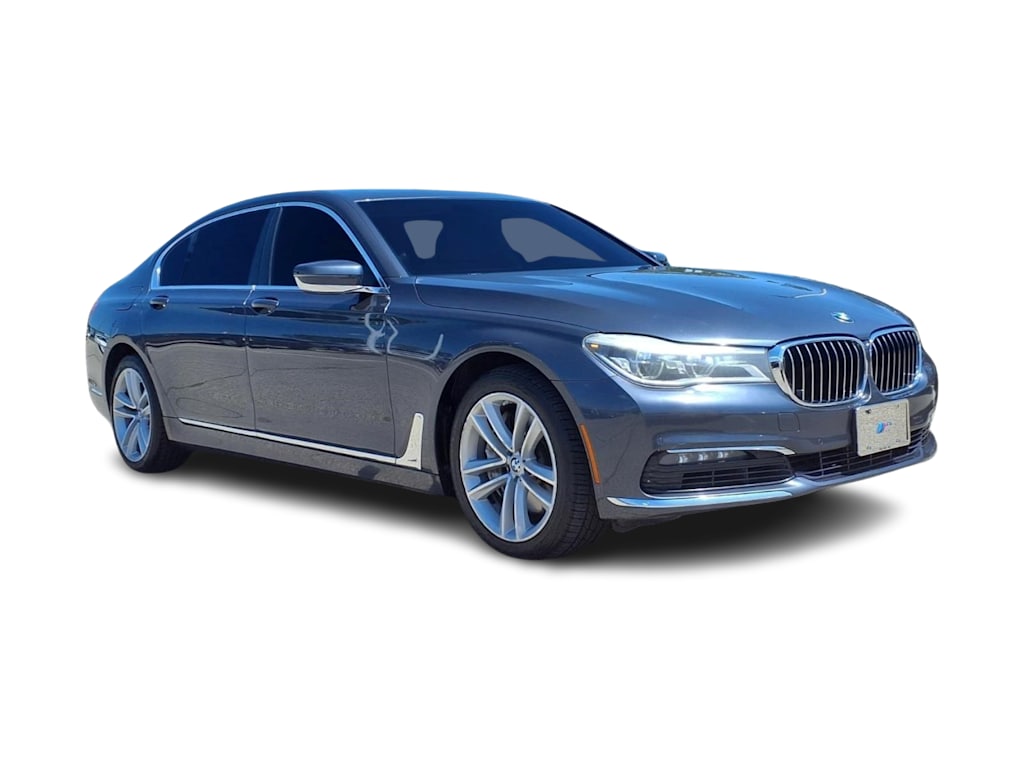 Thumbnail: 2016 BMW 7 Series - 16