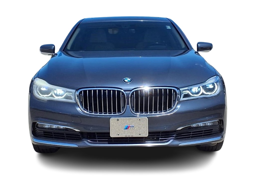 Thumbnail: 2016 BMW 7 Series - 6
