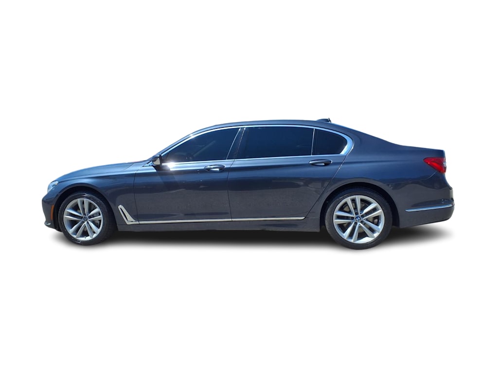 Thumbnail: 2016 BMW 7 Series - 3